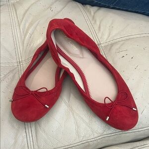 Essex Lane Women's Vibrant Red Suede Flats